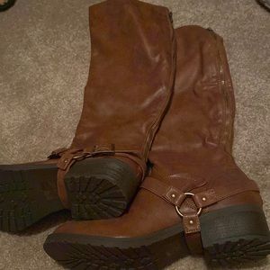 Brown tall boots size 10.